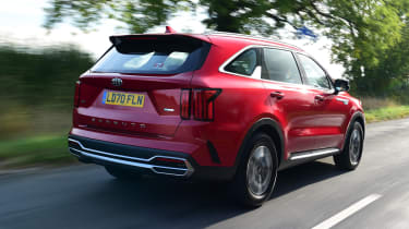 Kia Sorento - rear driving